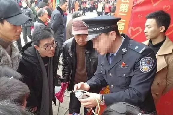 警察與艾滋，打破偏見，攜手抗擊疫情