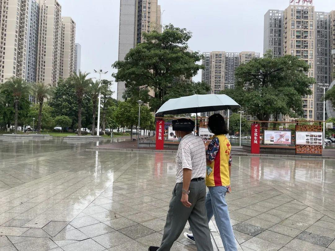 雨中漫記，人與雨的十種心境