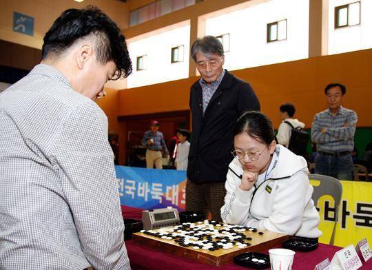 韓國(guó)為何規(guī)定將死子放入棋盒蓋