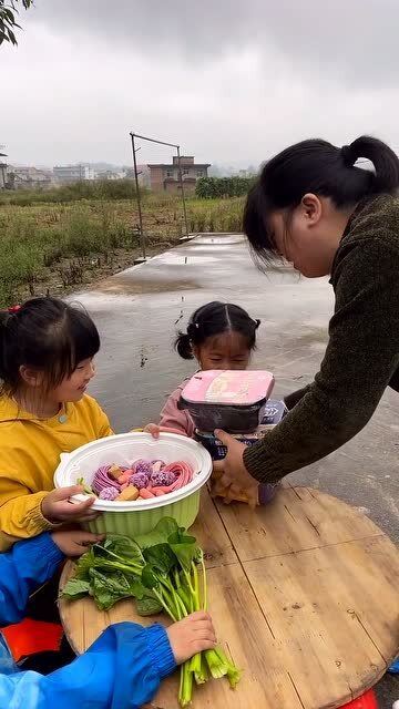 孩子們，猜猜誰(shuí)死了