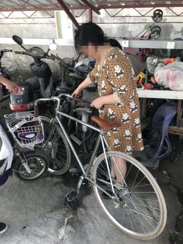 誰偷了我媽的自行車？