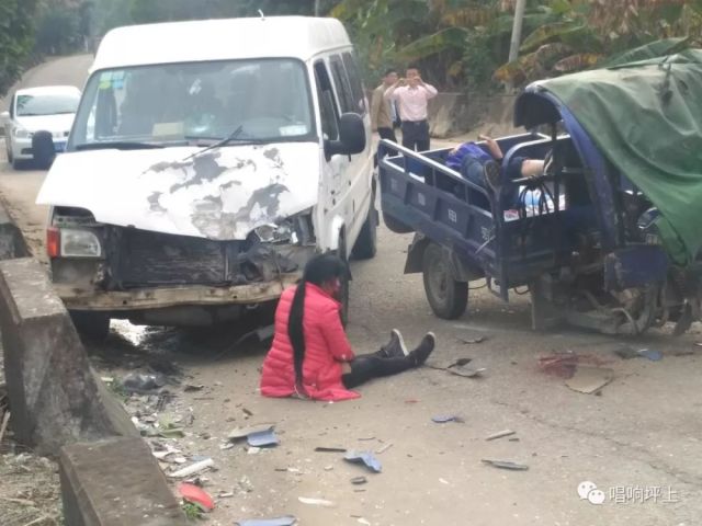 父母車禍輕微傷，女子跪謝愛車護主——一場意外背后的情感與反思