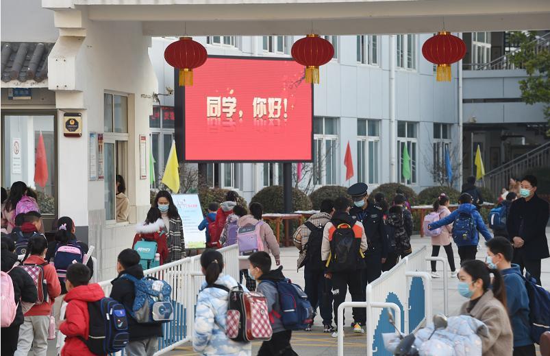 幼兒園面臨無生可教窘境，被迫關(guān)閉背后隱藏哪些深層次問題？