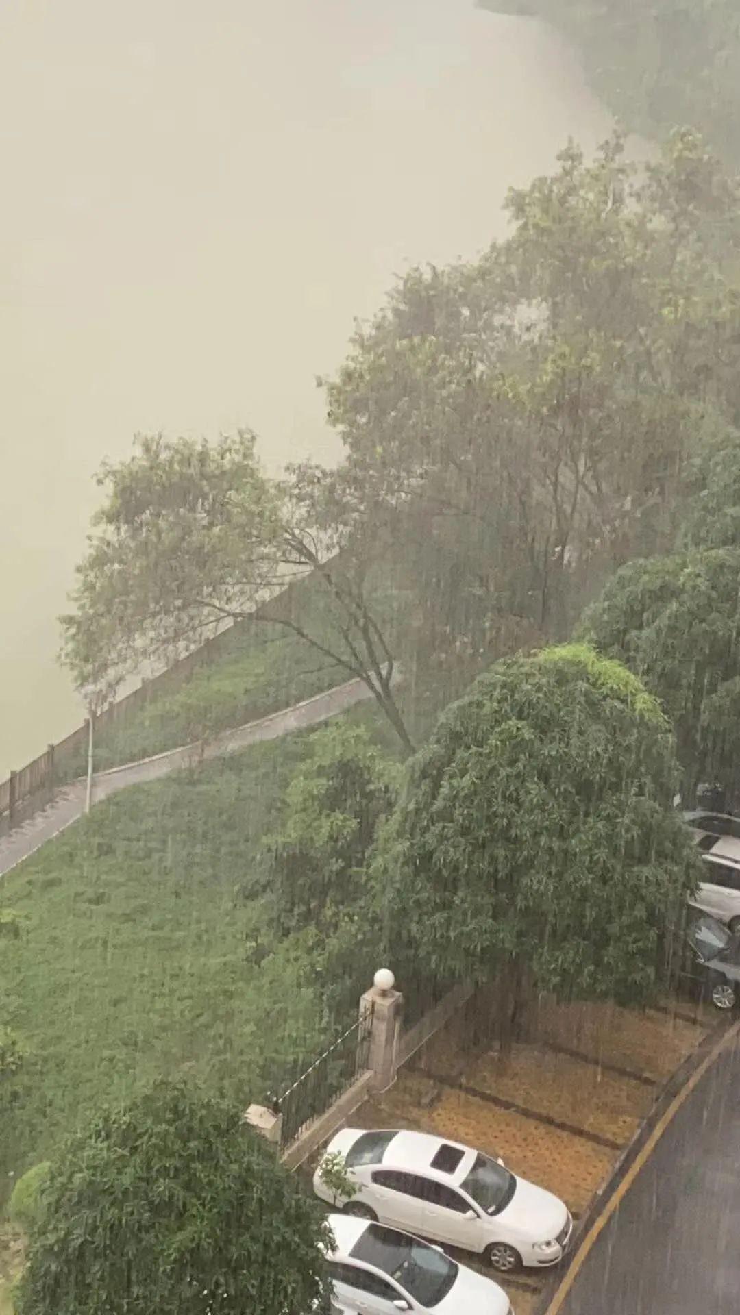 湖南多地遭遇極端天氣，冰雹突襲，急劇降溫背后的神秘面紗