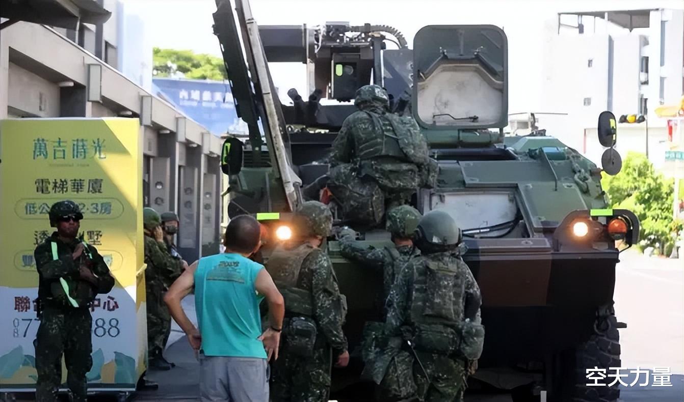 建議，揭秘臺軍獎杯造型背后的解放軍武器影子，一場軍事與榮耀的交融