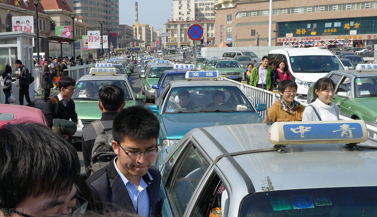 遼陽出租車司機(jī)圍堵網(wǎng)約車司機(jī)事件深度解析