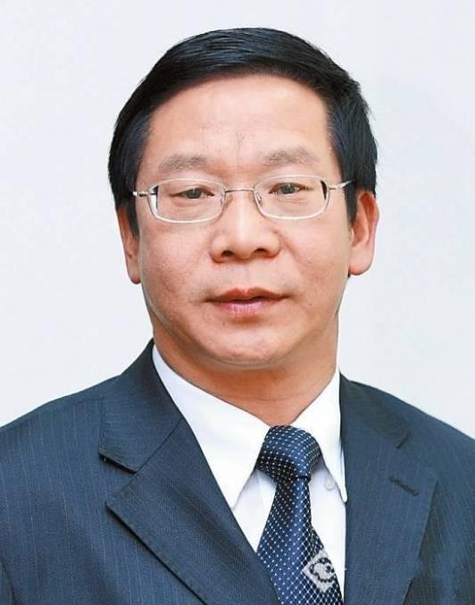 昆明市長接連落馬風(fēng)暴，四任市長一年被查背后的真相